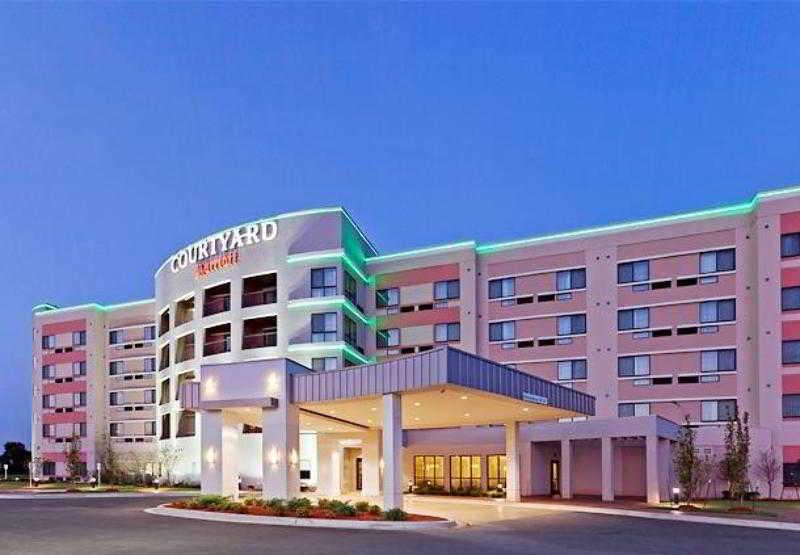 Courtyard By Marriott Tulsa Woodland Hills Hotel Buitenkant foto