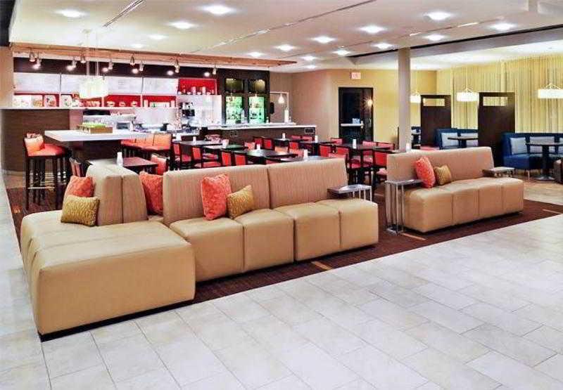 Courtyard By Marriott Tulsa Woodland Hills Hotel Buitenkant foto