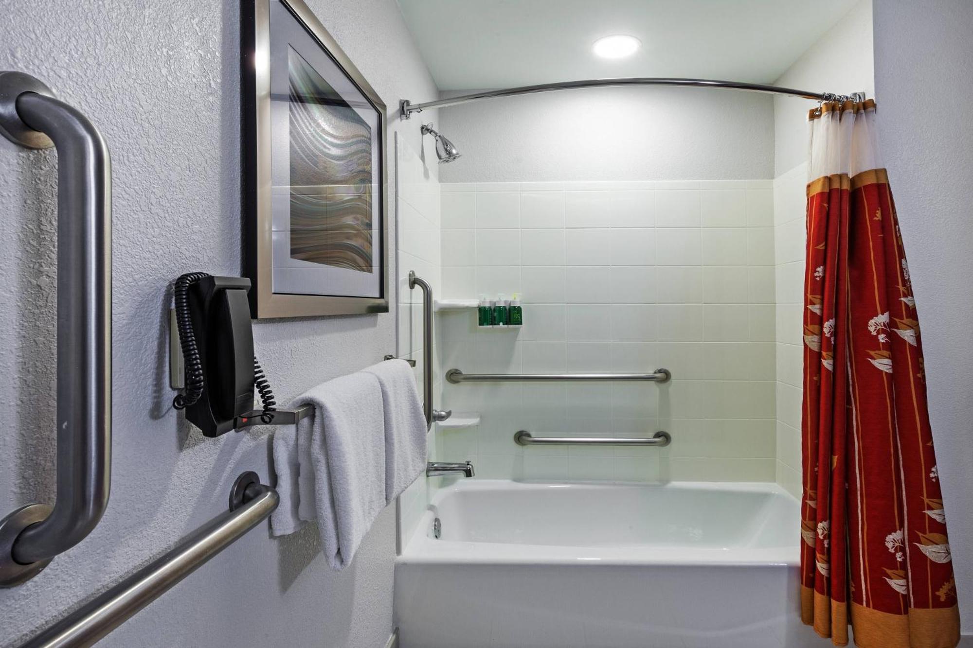 Courtyard By Marriott Tulsa Woodland Hills Hotel Buitenkant foto