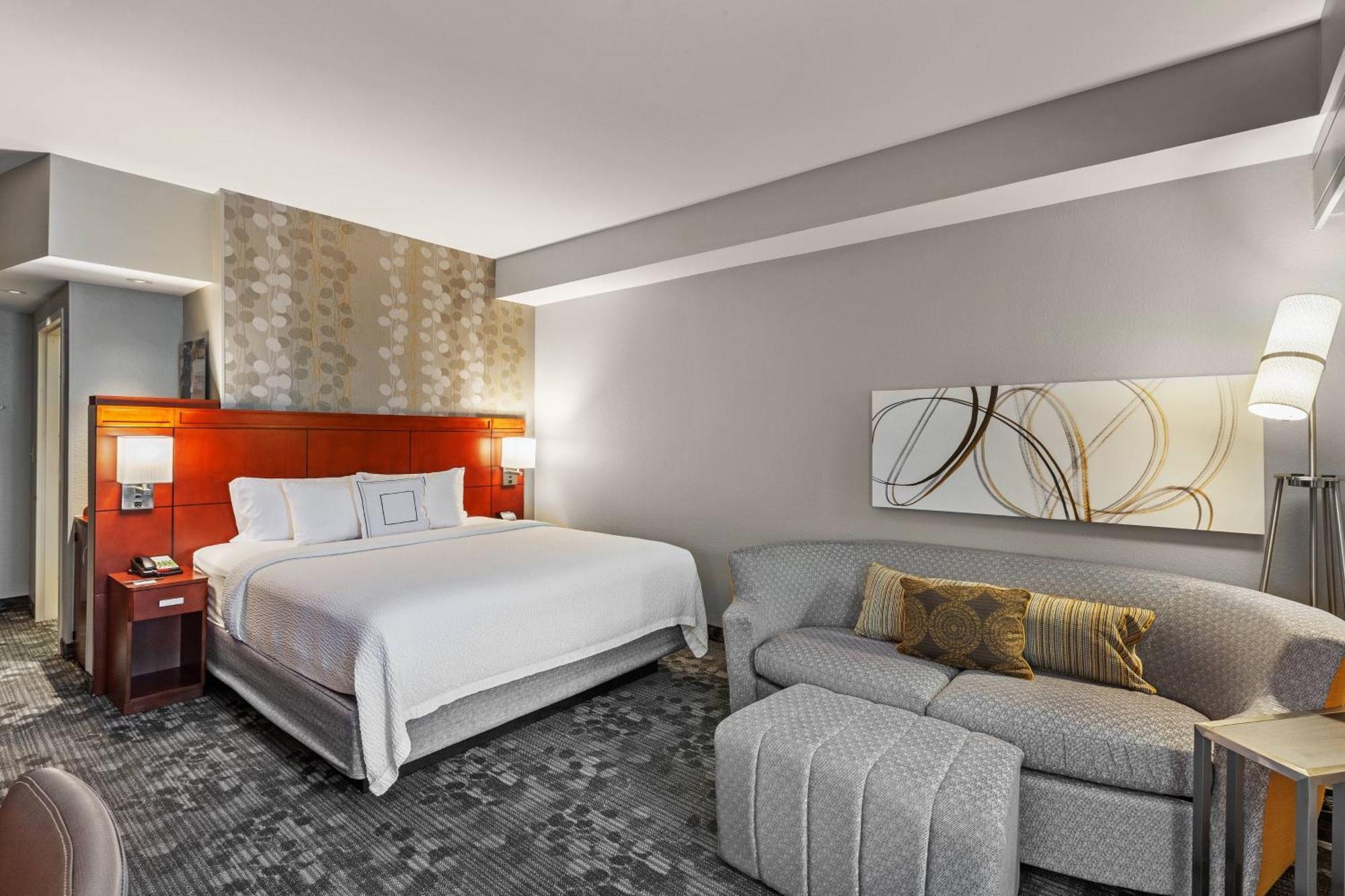 Courtyard By Marriott Tulsa Woodland Hills Hotel Buitenkant foto