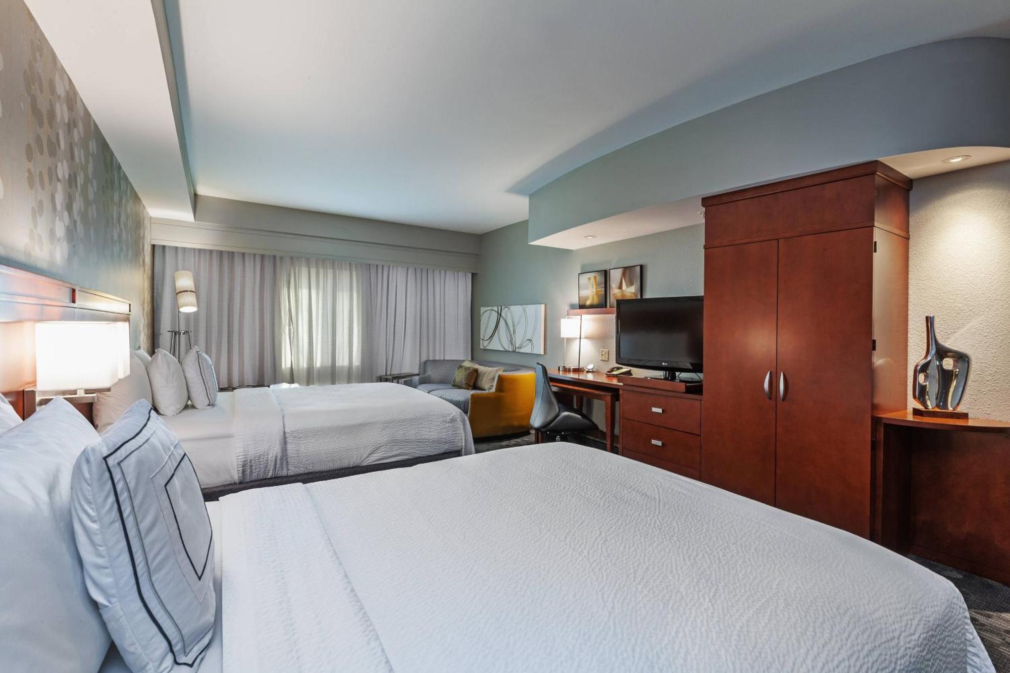 Courtyard By Marriott Tulsa Woodland Hills Hotel Buitenkant foto
