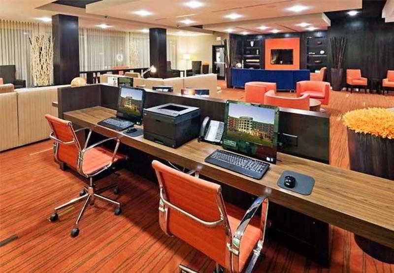 Courtyard By Marriott Tulsa Woodland Hills Hotel Buitenkant foto
