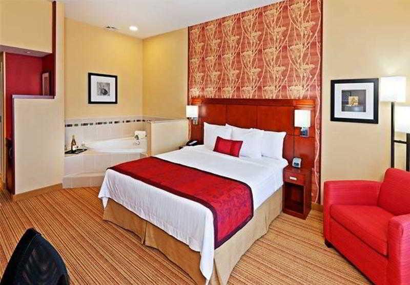 Courtyard By Marriott Tulsa Woodland Hills Hotel Buitenkant foto